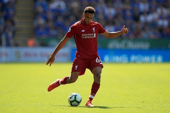 5 hậu vệ cánh phải xuất sắc nhất Premier League 2018/19 - 1 Trent Alexander-Arnold được ra sân trong tất cả các trận đấu của Liverpool kể từ đầu mùa giải đến nay