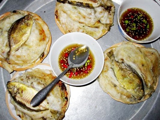 5.000 đồng để khám phá ẩm thực xứ Huế - 1 Bánh khoái cá kình