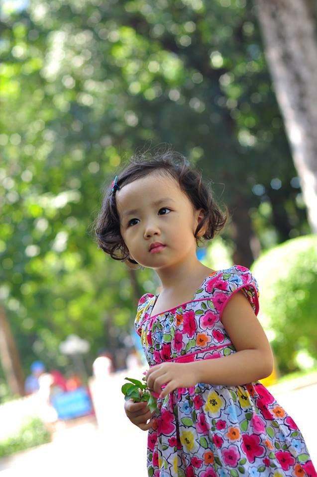 Nét cười bé gái 5 tuổi, nhìn không thể không yêu - 13 Nét cười bé gái 5 tuổi, nhìn không thể không yêu - 13