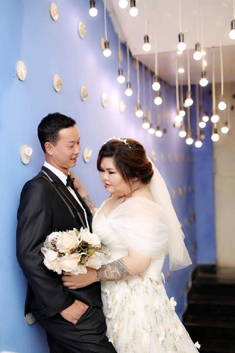 Gặp lại cặp đôi "vợ hơn chồng 50kg" từng gây xôn xao dư luận - 3
Và họ đang rất hạnh phúc bên nhau
