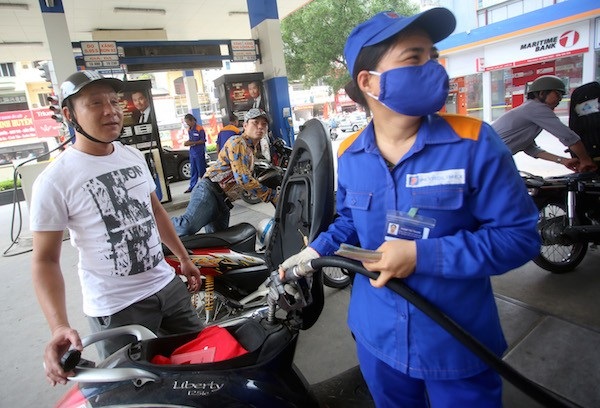 Giữ ổn định với giá xăng, chỉ tăng nhẹ giá dầu - 1
Giữ ổn định với giá xăng, chỉ tăng nhẹ giá dầu