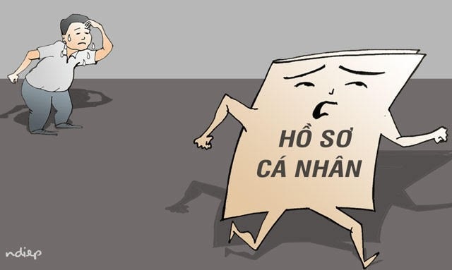 Hai câu hỏi người dân đang chờ Bộ Nội vụ - 1 Hai câu hỏi người dân đang chờ Bộ Nội vụ - 1