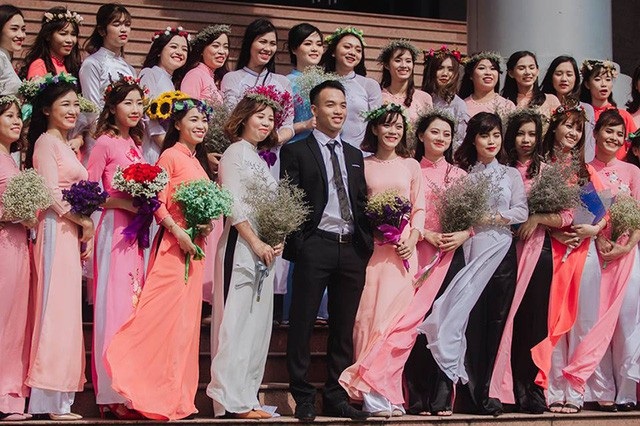 7 bộ ảnh kỷ yếu "độc nhất vô nhị" gây sốt trong năm 2017 - 4 7 bộ ảnh kỷ yếu "độc nhất vô nhị" gây sốt trong năm 2017 - 4