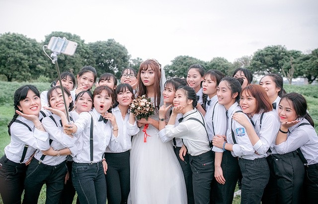 7 bộ ảnh kỷ yếu "độc nhất vô nhị" gây sốt trong năm 2017 - 6 Ảnh: Đức Anh Đõ - Dũng Ngây Ngô - Huy Văn