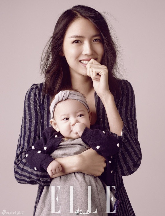 Hoa hậu Trương Tử Lâm mặn mà, quyến rũ hơn sau khi sinh con - 18