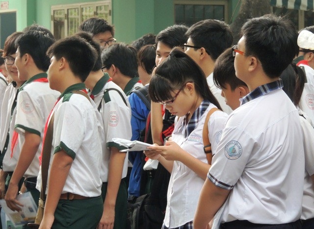 TPHCM đang chờ quyết định cộng điểm khuyến khích vào lớp 10 - 1 TPHCM đang chờ quyết định của Bộ GD-ĐT về cộng điểm khuyến khích khi thi vào lớp 10