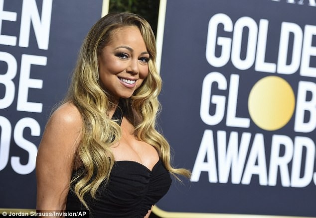 Phẫu thuật giảm hơn 11kg, Mariah Carey tự tin diện váy ôm sát - 9
Mariah Carey từng khổ sở vì điều chỉnh cân nặng sau khi sinh cặp sinh đôi vào năm 2011. Cô theo đuổi nhiều phương pháp ăn kiêng và tập luyện khác nhau nhưng không thành công.