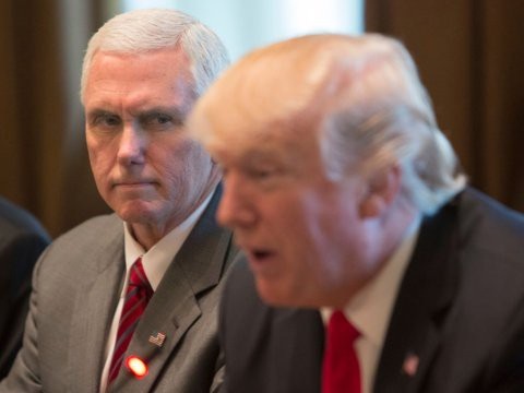 Phó Tổng thống Mỹ: Hàn - Triều đối thoại là nhờ ông Trump - 1 Phó Tổng thống Mỹ Mike Pence (trái) và Tổng thống Donald Trump (Ảnh: Getty)