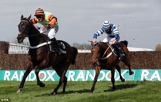 
Liên đoàn Thể thao cưỡi ngựa Quốc tế FEI cho rằng một con ngựa nhân bản vô tính không có lợi thế so với ngựa nuôi cổ truyền.
