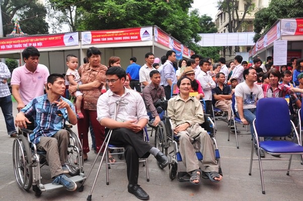 Người khuyết tật: Luôn mong muốn gia nhập thị trường lao động - 1 Người khuyết tật: Luôn mong muốn gia nhập thị trường lao động - 1