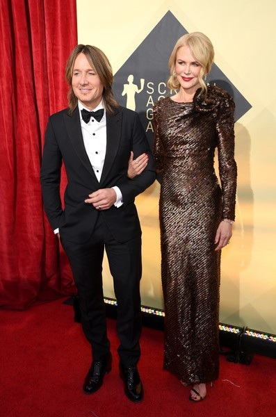 Niclole Kidman giành thêm giải lớn - 5
Minh tinh 51 tuổi được chồng Keith Urban hộ tống dự sự kiện