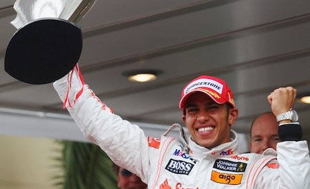 Lewis Hamilton bị người yêu cũ vạch trần đời sống tình ái thác loạn - 1 Lewis Hamilton là một trong những nhà vô địch thành công nhất làng đua thế giới
