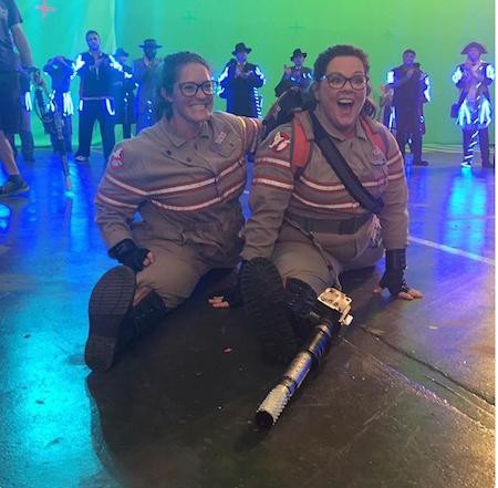 Bất ngờ với thế thân của các diễn viên nổi tiếng - 3 … Melissa McCarthy trong “Ghostbusters”…