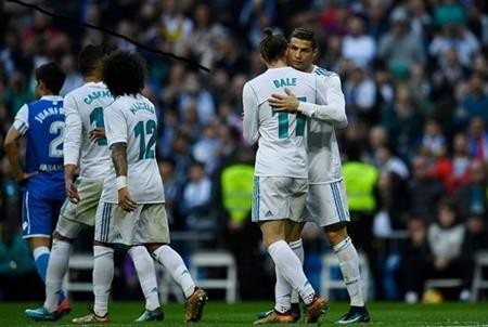 C.Ronaldo lấy lại phong độ nhờ hẹn hò tình tứ cùng bồ xinh - 3 C.Ronaldo đã lấy lại phong độ ghi bàn