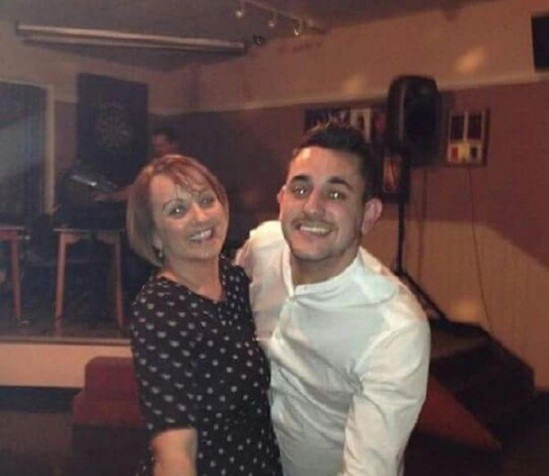 45 phút trước khi sinh mới biết mình mang thai - 4 Con trai cả của Lisa là Pery hiện đã 28 tuổi