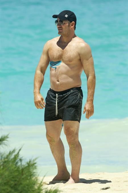 Chấm điểm loạt sao nam khoe thân “đốn tim” fans nữ - 7 Chris Pratt tự tin cởi áo khoe thân bất chấp việc vòng bụng hơi phát tướng