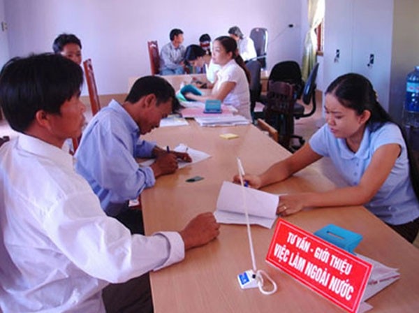 Thái Nguyên: Hơn 2.400 người nhận trợ cấp thất nghiệp qua 6 tháng đầu năm 2017 - 3