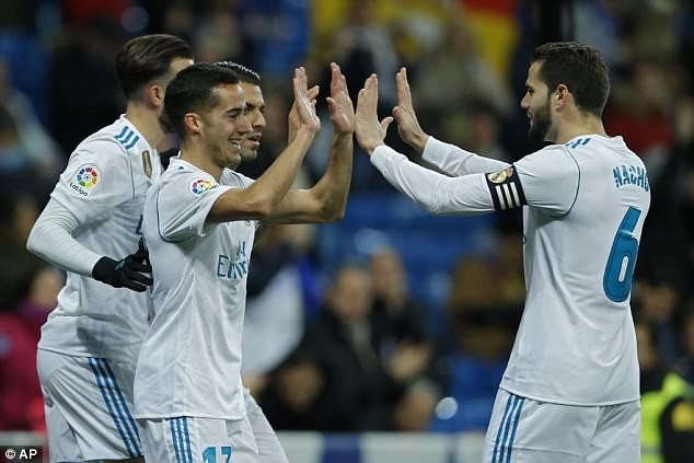 Real Madrid gây thất vọng khi hòa đội bóng hạng hai - 5
Vazquez đã lấy được niềm tin của HLV Zidane trong ngày C.Ronaldo, Benzema và Bale không thi đấu