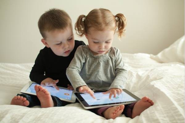 4 cách tách game, giảm smartphone cho trẻ - 1 4 cách tách game, giảm smartphone cho trẻ - 1