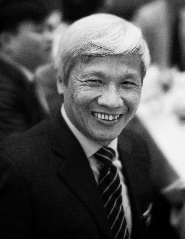 “Người thầy huyền thoại” của Trường Chu Văn An và sự kì lạ gắn liền với số 8 - 1 Thầy Đinh Sỹ Đại (1948-2017), nguyên Hiệu trưởng Trường THPT Chu Văn An (Hà Nội).