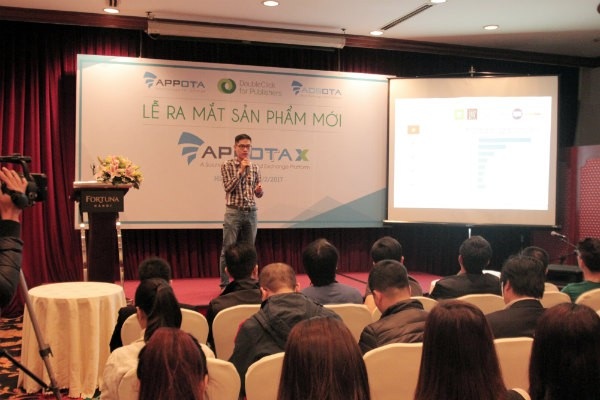 Ông lớn Hàn Quốc đầu tư chiến lược vào công ty Adsota Việt Nam - 1 Ông Trần Quốc Toản, CEO Công ty CP Adsota giới thiệu về sản phẩm.