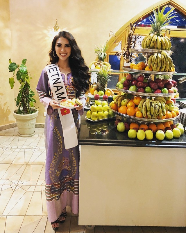 Nóng bỏng chụp bikini, Tường Linh được dự đoán vào Top 5 Miss Intercontinental - 15 Năm nay, vòng chung kết Miss Intercontinental 2017 đã được khởi động từ ngày 11/01/2018 và đêm chung kết sẽ diễn ra vào tối ngày 24/01/2018 (theo giờ địa phương) tại thành phố biển xinh đẹp Hurghada (Ai Cập).