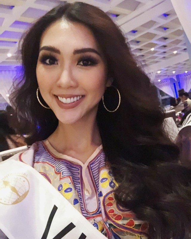 Nóng bỏng chụp bikini, Tường Linh được dự đoán vào Top 5 Miss Intercontinental - 11 Linh không bỏ qua bất kỳ hoạt động nào của cuộc thi, thật sự có đôi chút mệt nhưng Linh cảm thấy rất hào hứng vì Linh xem đó như những thử thách dành cho mình. Mỗi hoạt động đều được BGK nhìn nhận và đánh giá nên Linh đều cố gắng hết sức để thể hiện mình. Linh hi vọng mọi chuyện sẽ diễn ra thật tốt đẹp… - Tường Linh chia sẻ.