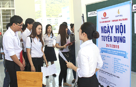 Thợ mộc, thợ nề vẫn có “đất sống” trong cách mạng 4.0 - 3 Thợ mộc, thợ nề vẫn có “đất sống” trong cách mạng 4.0 - 3