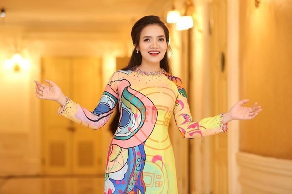 Giọng ca Út Mai từng thể hiện rất thành công và được nhiều người yêu mến qua các ca khúc như: “Đất nước lời ru”, “Bài ca Hà Nội”, “Mùa chim én bay”, “Khát vọng”, “Gần lắm Trường Sa”, “Khúc hát sông quê”, “Quảng Bình quê ta ơi”…