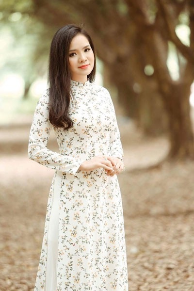 Chia sẻ về vấn đề cát- sê đi hát, Út Mai cho rằng chuyện cát-sê rất quan trọng. Nhưng đã là một ca sĩ thành danh, nếu quá bận tâm đến chuyện thù lao thì khi hát, đôi khi sẽ không tận tâm với chính ca khúc mà mình đang hát...