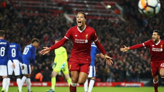 Trong kỳ chuyển nhượng mùa Đông 2018, Liverpool đã gây sốc khi vung 78,8 triệu euro để chiêu mộ trung vệ Virgil van Dijk từ Southampton. Với mức giá này, cầu thủ người Hà Lan trở thành trung vệ đắt giá nhất thế giới.