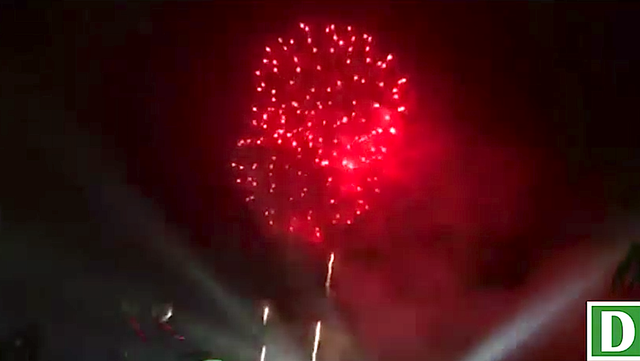 TP Vinh bắn pháo hoa tại 2 điểm đón mừng năm mới 2019