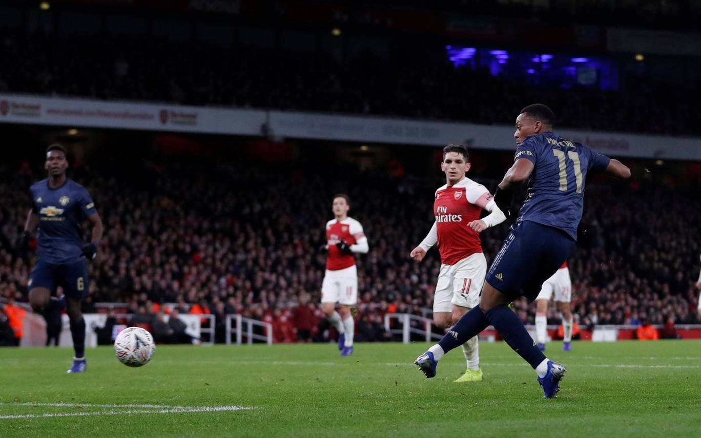 Nhìn lại chiến thắng của Man Utd trước Arsenal - 21 Nhìn lại chiến thắng của Man Utd trước Arsenal - 21