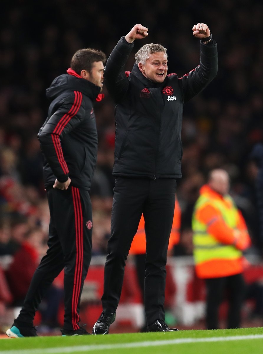 Nhìn lại chiến thắng của Man Utd trước Arsenal - 24 Nhìn lại chiến thắng của Man Utd trước Arsenal - 24