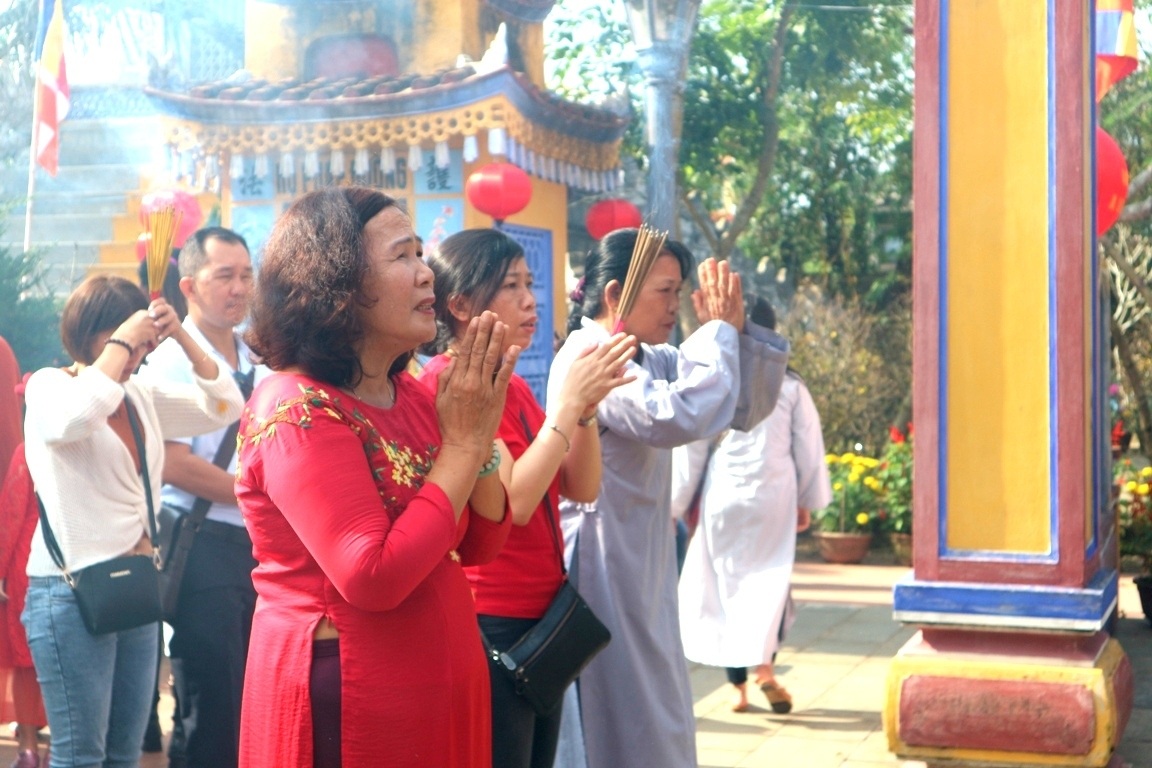 Khách du xuân ở Hội An Khách du xuân ở Hội An