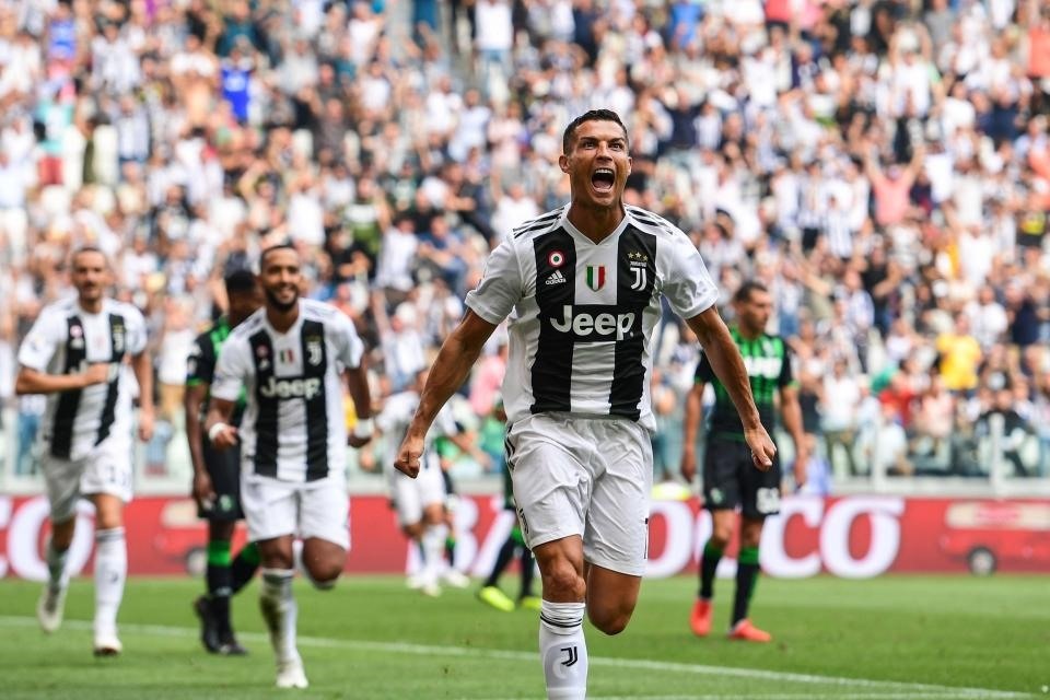 C.Ronaldo có thể bừng sáng để dìu Juventus qua “cơn mê”?