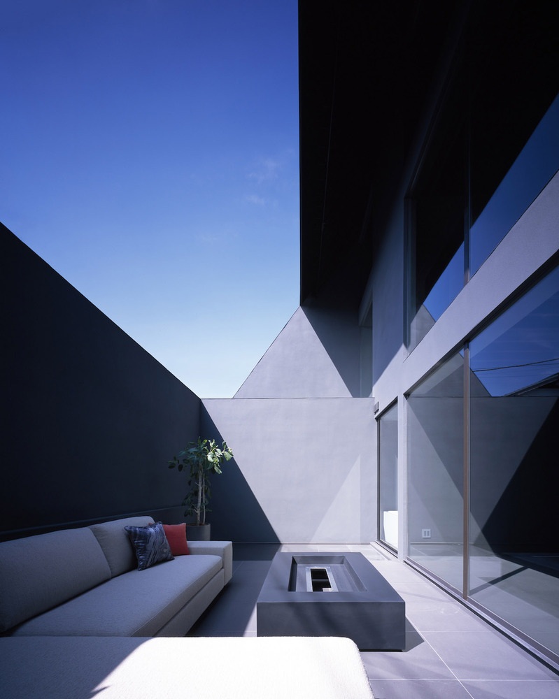 Lạ mắt với ngôi nhà “tốc mái” của kiến trúc sư Nhật Bản  - 9