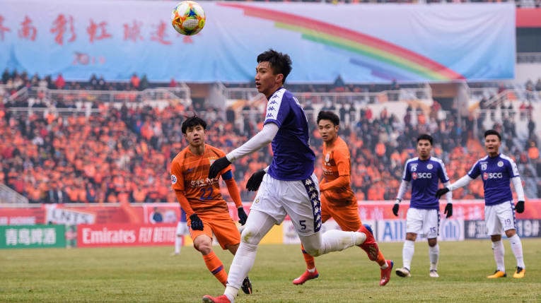 Báo Trung Quốc: “Hà Nội FC hơn hẳn Shandong Luneng về kỹ thuật”