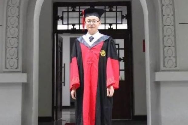 Trung Quốc: Từ người chăn vịt trở thành tiến sĩ sau 20 năm cố gắng - 1 Trung Quốc: Từ người chăn vịt trở thành tiến sĩ sau 20 năm cố gắng - 1