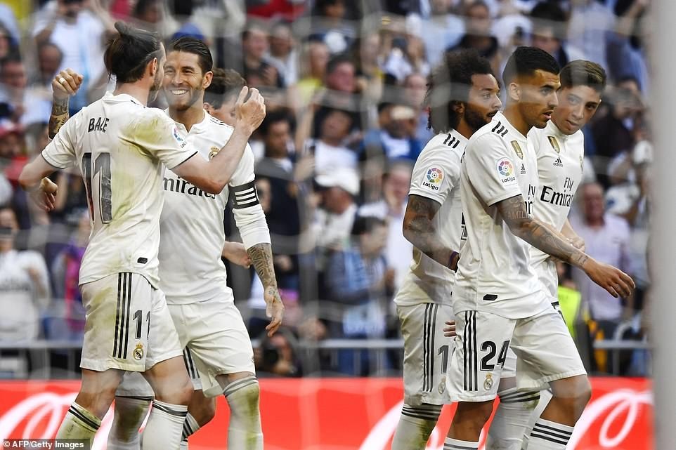 Isco và Bale giúp HLV Zidane tái xuất hoàn hảo ở Real Madrid