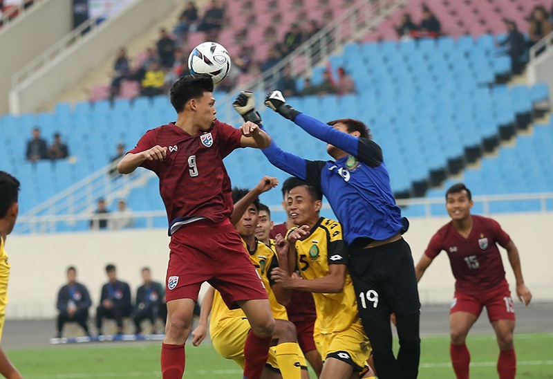 HLV Park Hang Seo sẽ khoá mũi nhọn Supachai của U23 Thái Lan như thế nào?