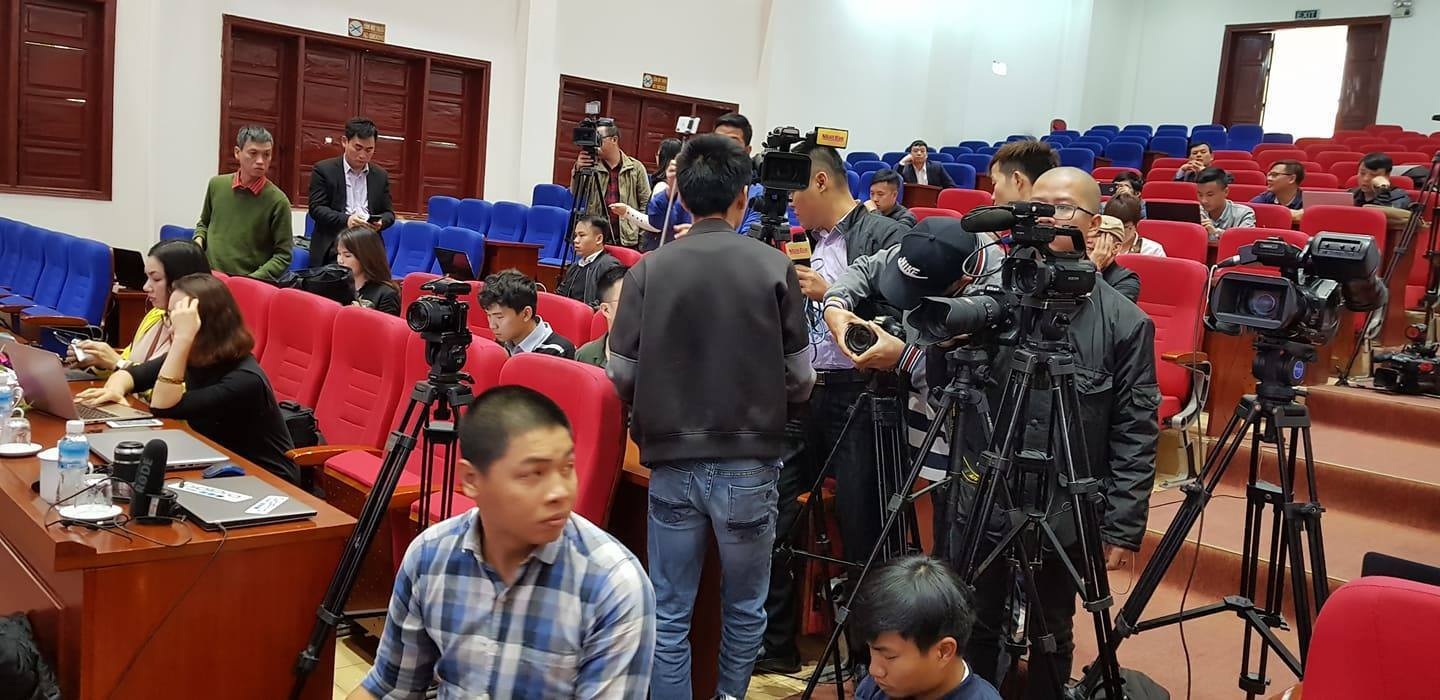 Chủ tịch Uông Bí phủ nhận thông tin nhiều quan chức đầu tư chùa Ba Vàng - 6 Chủ tịch Uông Bí phủ nhận thông tin nhiều quan chức đầu tư chùa Ba Vàng - 6