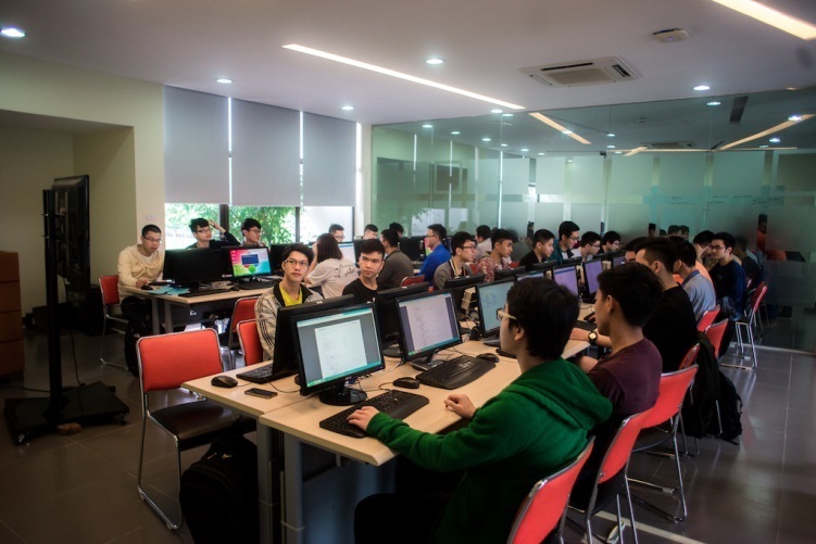 Tuyển sinh 2019: Sức hút từ các ngành liên quan đến cách mạng công nghiệp 4.0 - 2 Tuyển sinh 2019: Sức hút từ các ngành liên quan đến cách mạng công nghiệp 4.0 - 2