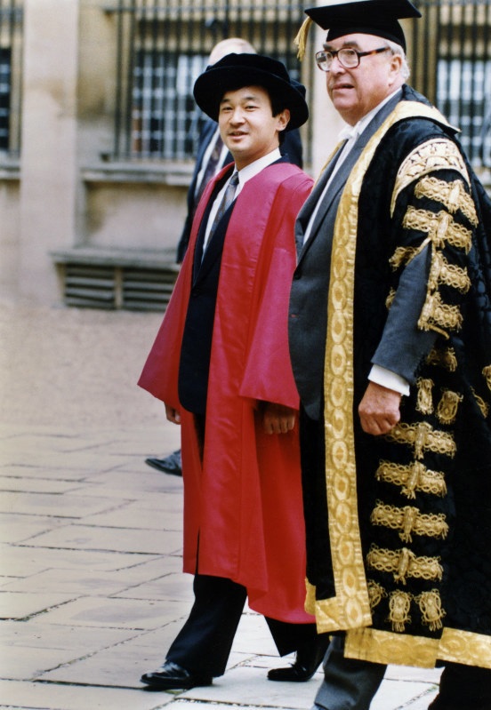 Đường tới ngai vàng của tân Nhật hoàng Naruhito