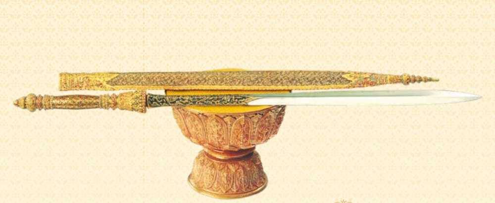 5 báu vật hoàng gia được trao trong lễ đăng cơ của Quốc vương Thái Lan