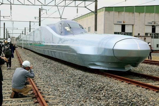 Nhật Bản thử nghiệm “tàu viên đạn” vận tốc gần 400 km/h