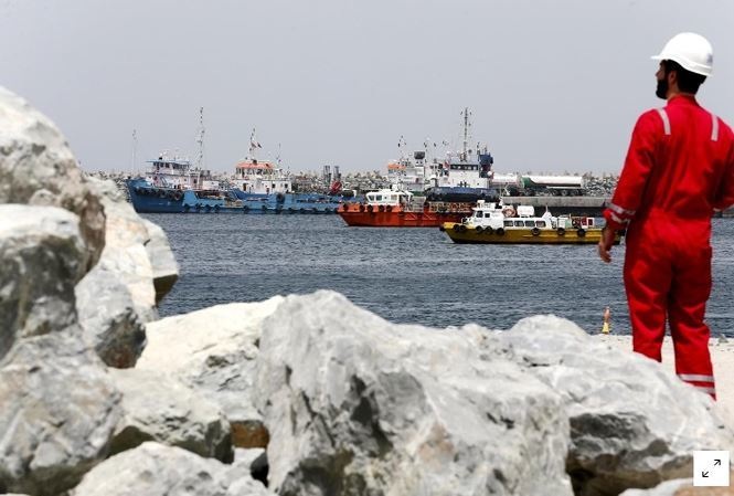 Điểm yếu an ninh vùng Vịnh lộ ra từ các vụ tàu chở dầu đâm nhau