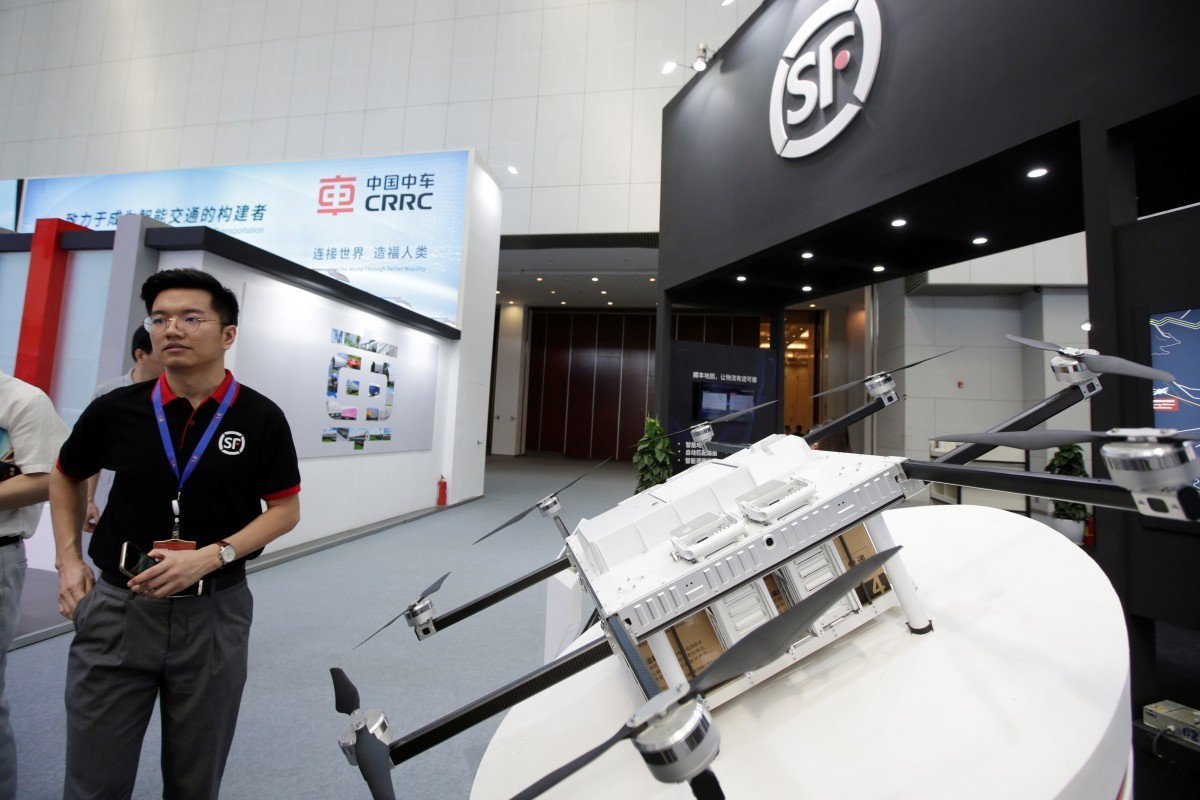 Sau Huawei, Mỹ cảnh báo mối đe dọa an ninh từ thiết bị bay Trung Quốc