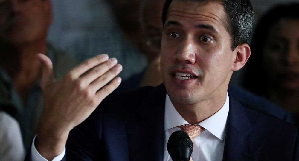 Mỹ tuyên bố ủng hộ người Venezuela lật đổ Tổng thống Maduro