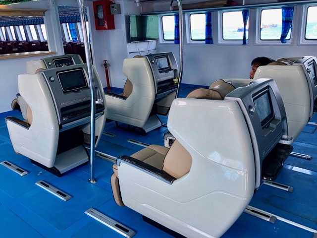 Xót xa cảnh nhiều tàu cao tốc chục tỷ ở Lý Sơn đắp chiếu - 2 Xót xa cảnh nhiều tàu cao tốc chục tỷ ở Lý Sơn đắp chiếu - 2